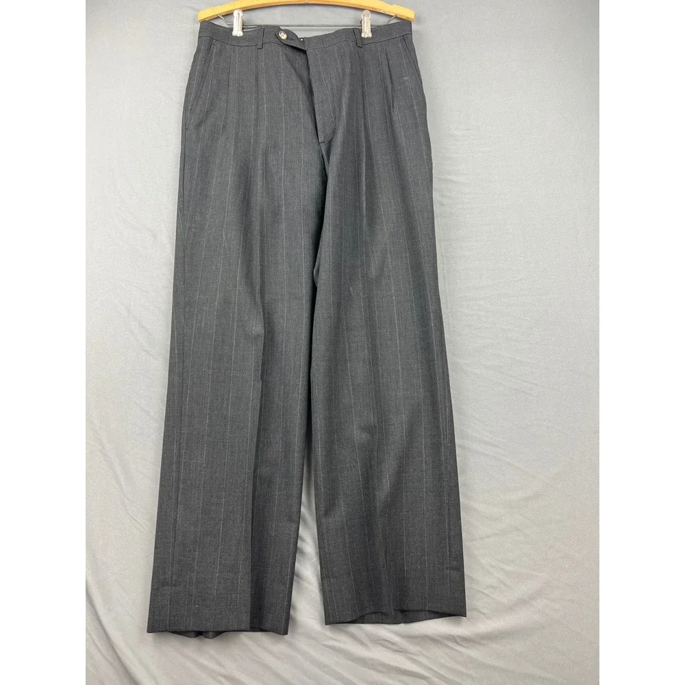 Evan-Picone Suit Mens 41R 32x29 Gray Pinstripe Wool Double Breasted Vintage USA